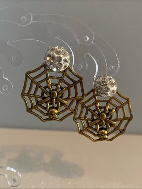 Spider Web Drop Earrings with Rhinestone Studs - Gold Tone #HALLOWEEN